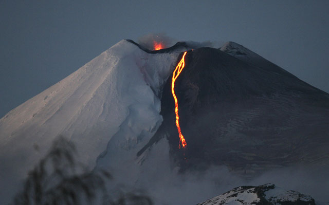 volcano_030708_36362a.jpg