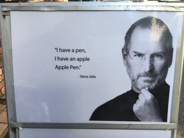 APPLE-PEN_Jobs.jpg